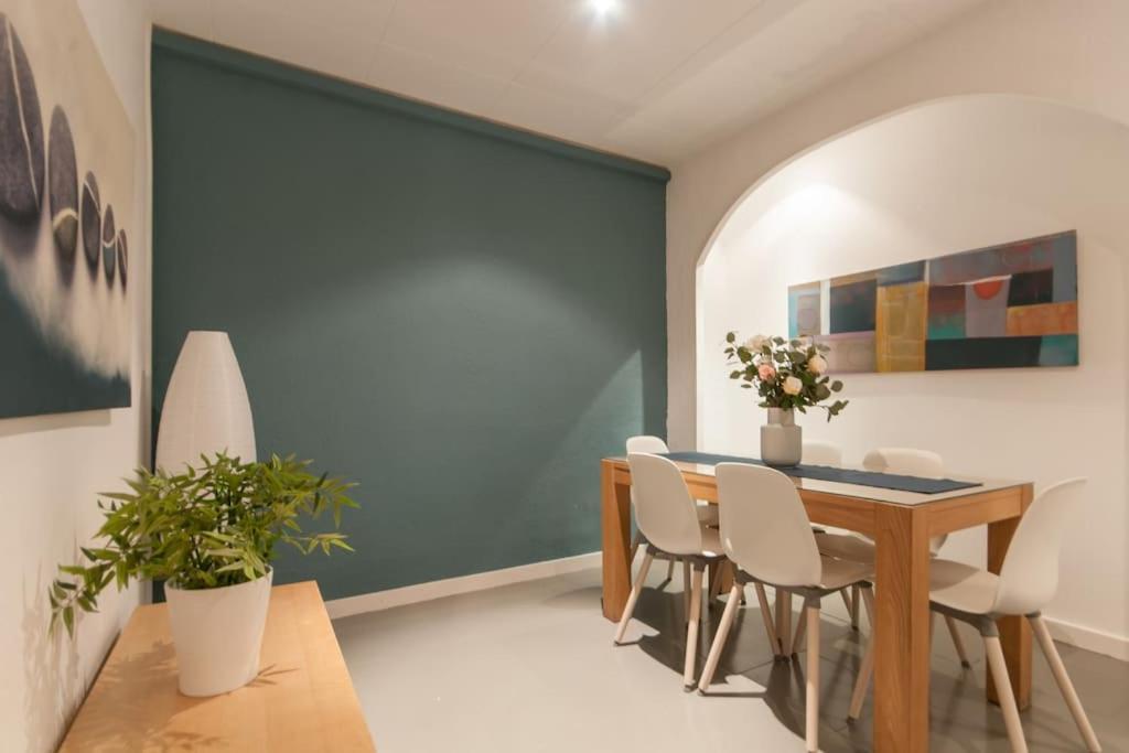Apartment Charm And Privacy In Gothic Quarter - By Myrentalhost *