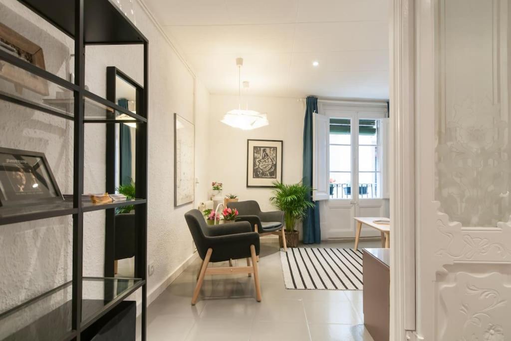 Charm And Privacy In Gothic Quarter - By Myrentalhost Apartment *