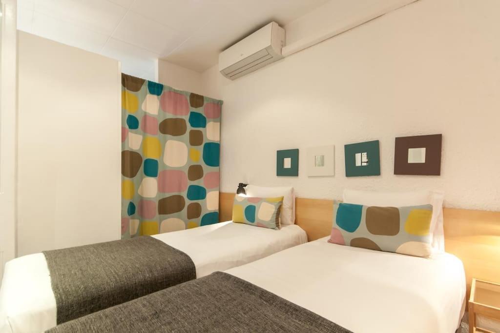 Apartment Charm And Privacy In Gothic Quarter - By Myrentalhost Barcelona